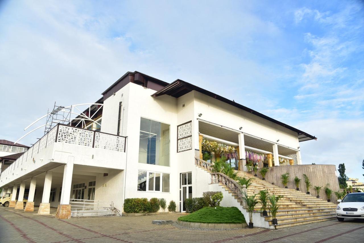 Vistar Pavithra Vivaha Convention Hall Jigani Εξωτερικό φωτογραφία