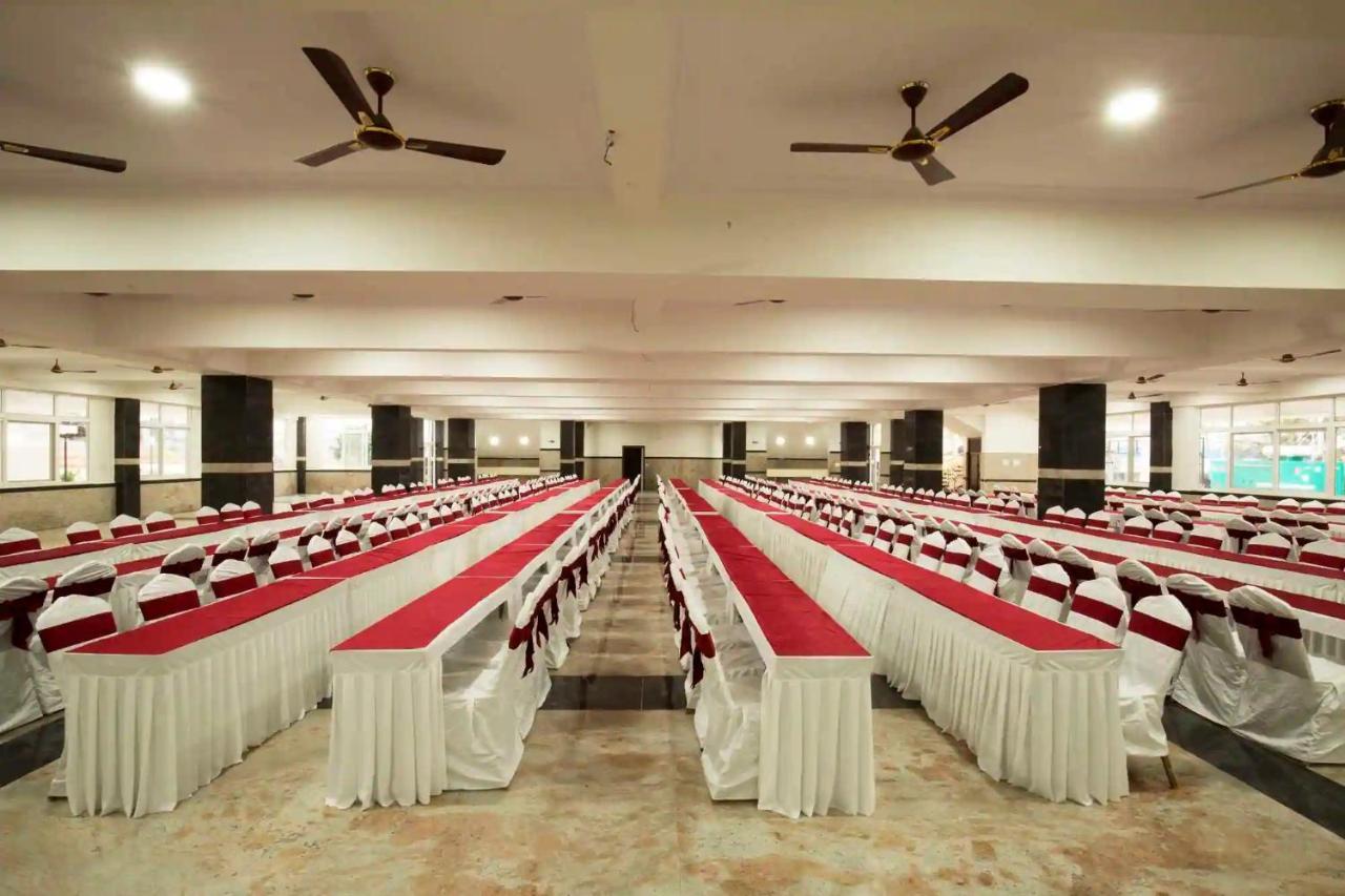 Vistar Pavithra Vivaha Convention Hall Jigani Εξωτερικό φωτογραφία